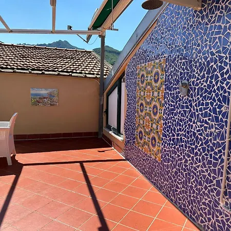 Casa Vacanze La Terrazza Vietri sul Mare Exterior photo